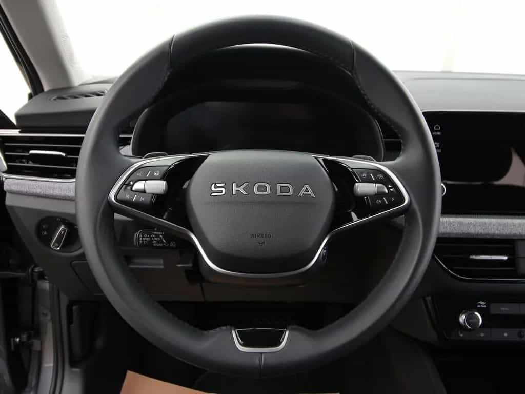 Skoda Kamiq TSI OPF 7-DSG Selection LED+KAMERA+ACC 03/2025-photo-20