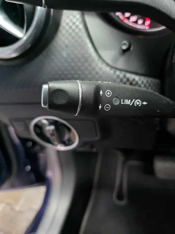 Mercedes-Benz A 200 d 4MATIC, PANO, LED, R-KAMERA, CARPLAY 03/2017-photo-16