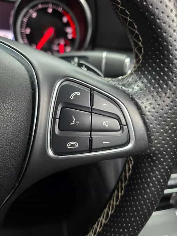 Mercedes-Benz A 200 d 4MATIC, PANO, LED, R-KAMERA, CARPLAY 03/2017-photo-18