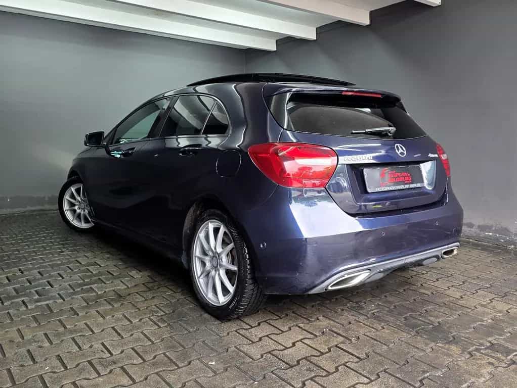 Mercedes-Benz A 200 d 4MATIC, PANO, LED, R-KAMERA, CARPLAY 03/2017-photo-3