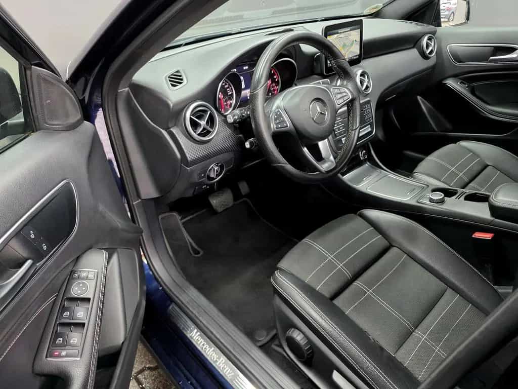 Mercedes-Benz A 200 d 4MATIC, PANO, LED, R-KAMERA, CARPLAY 03/2017-photo-6