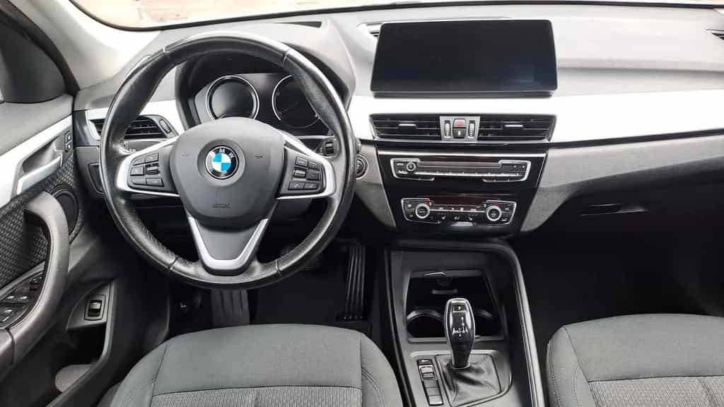 BMW X1 sDrive 18 d Advantage LED NAVI AHK PDC Tempo. 01/2021-photo-10