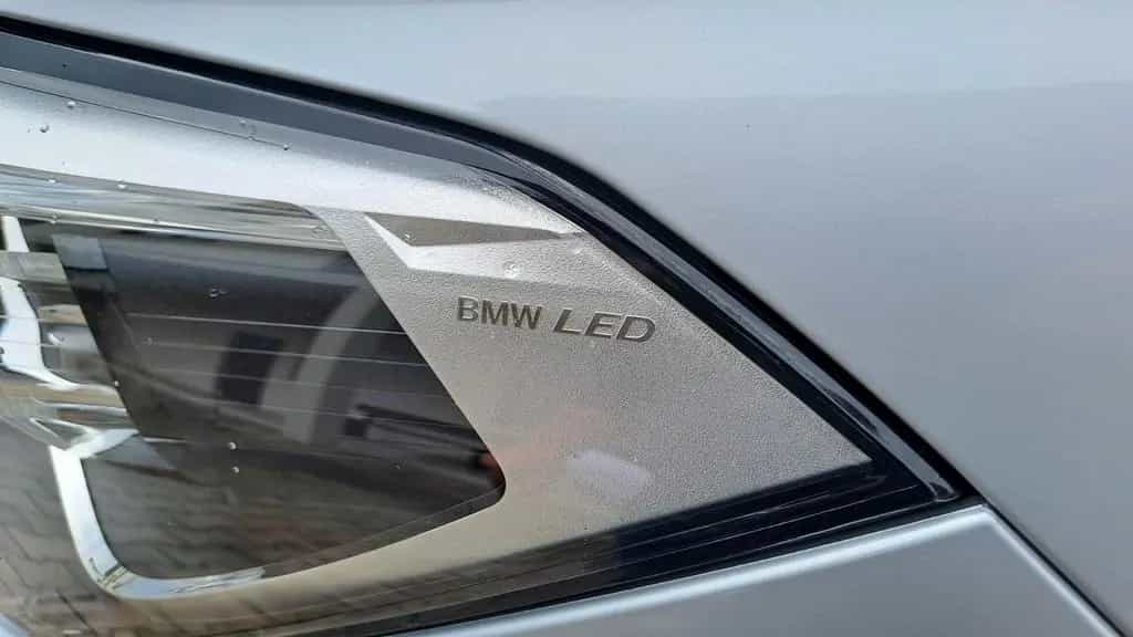 BMW X1 sDrive 18 d Advantage LED NAVI AHK PDC Tempo. 01/2021-photo-15