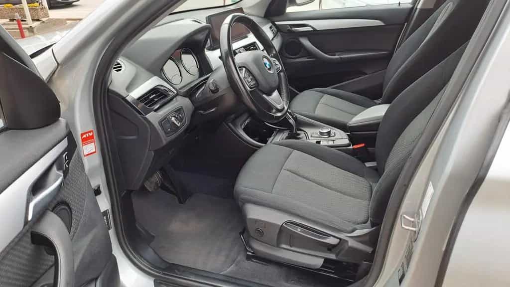 BMW X1 sDrive 18 d Advantage LED NAVI AHK PDC Tempo. 01/2021-photo-8