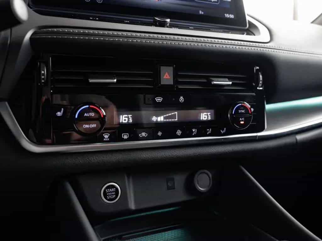 Nissan Qashqai N-Connecta Panorama Navi 360 Kamera  El. 01/2025-photo-1