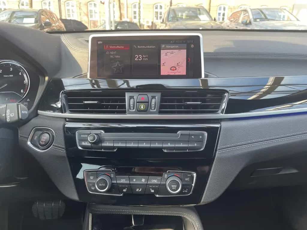 BMW X2 sDrive18d Advantage Plus AHK Parkass. Tempoma 02/2024-photo-9