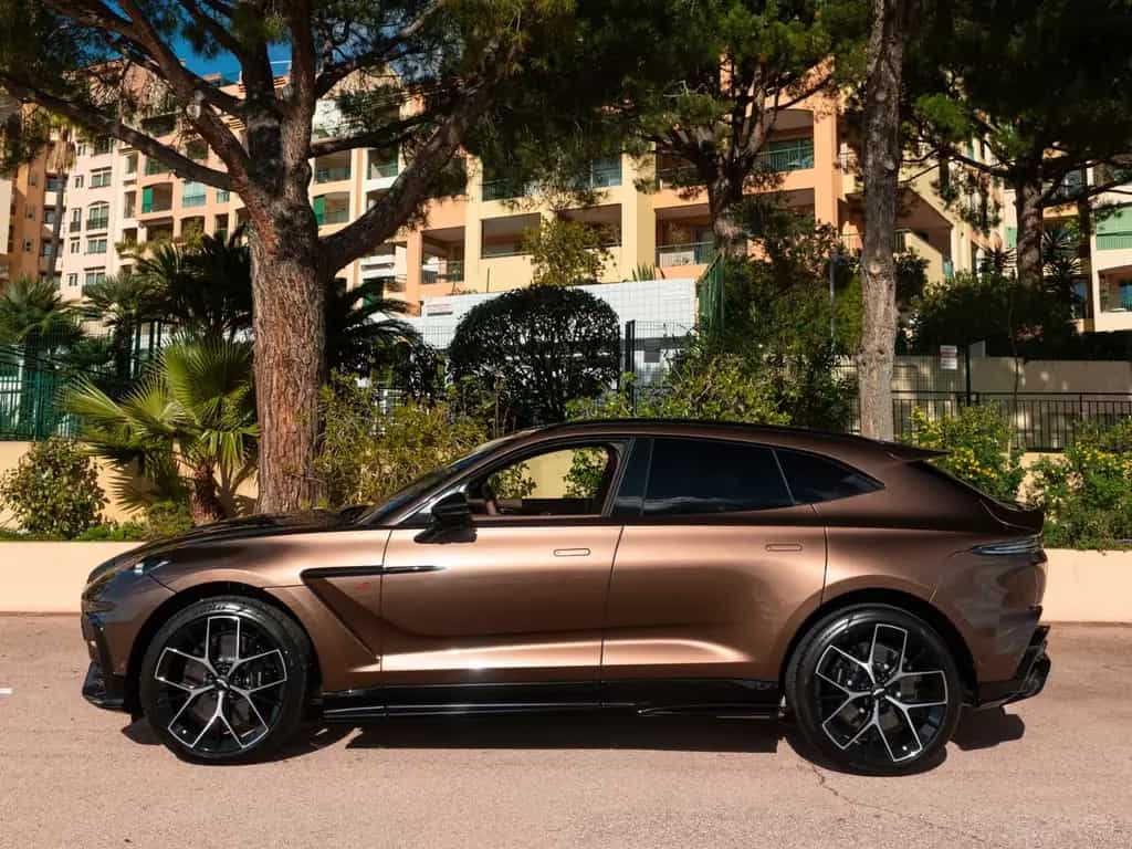 Aston Martin DBX 4.0 V8 S null-photo-1