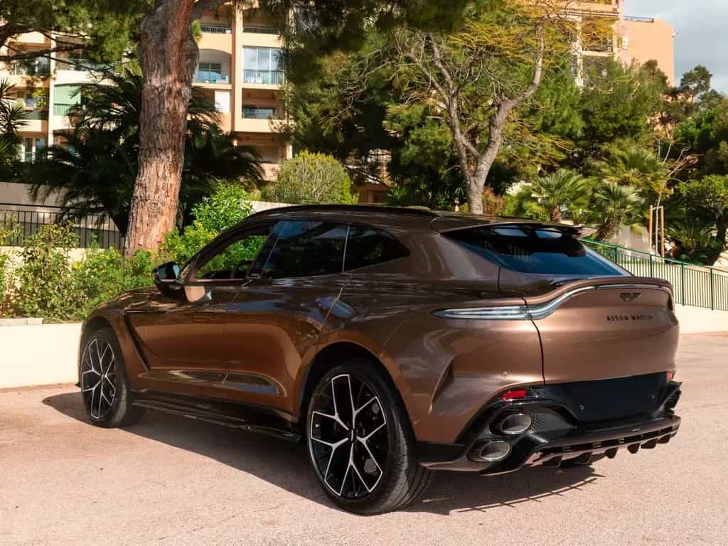 Aston Martin DBX 4.0 V8 S null-photo-2