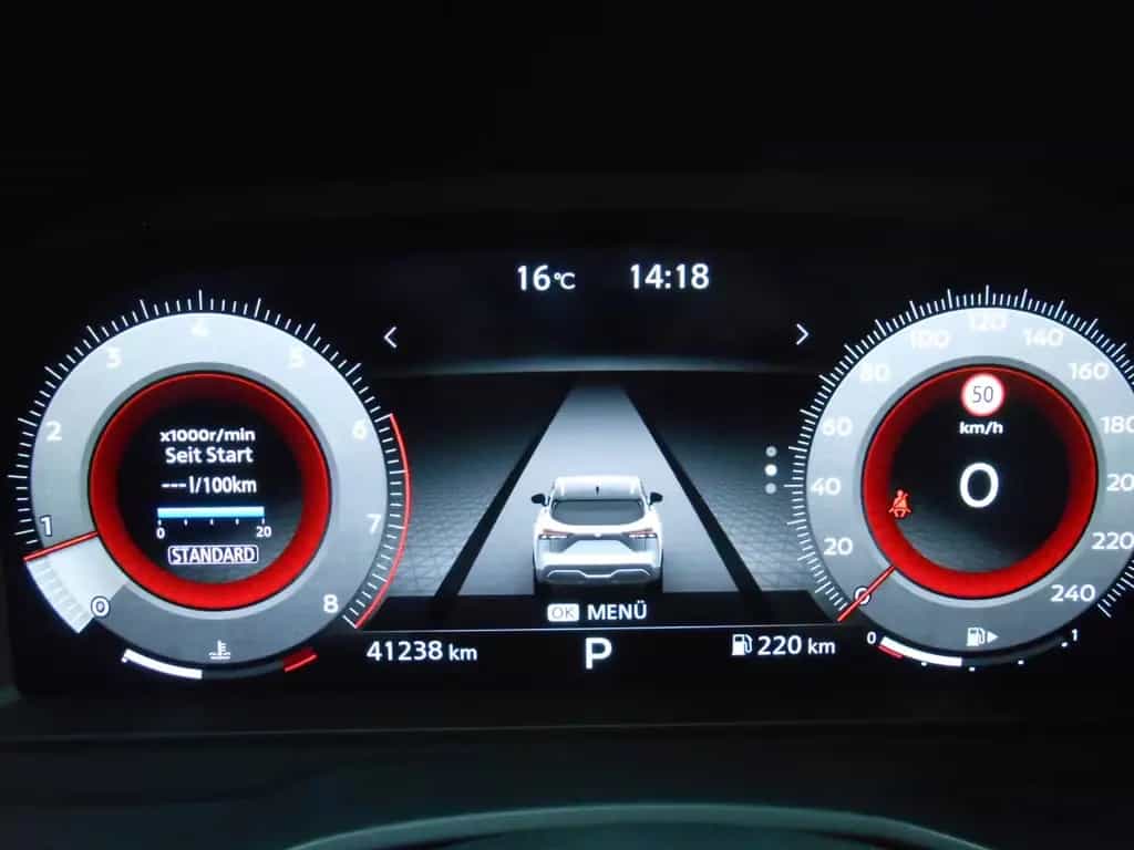 Nissan Qashqai Tekna+ 4x4BoseLederPGD 02/2022-photo-14
