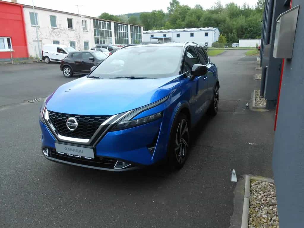 Nissan Qashqai Tekna+ 4x4BoseLederPGD 02/2022-photo-2