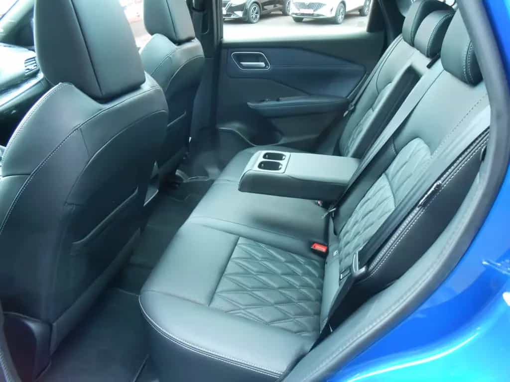 Nissan Qashqai Tekna+ 4x4BoseLederPGD 02/2022-photo-25
