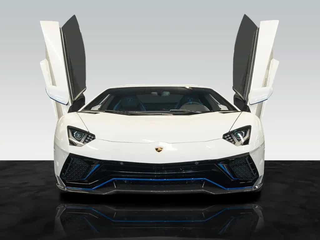 Lamborghini Aventador Ultimae | 1 of 350 09/2022-photo-10