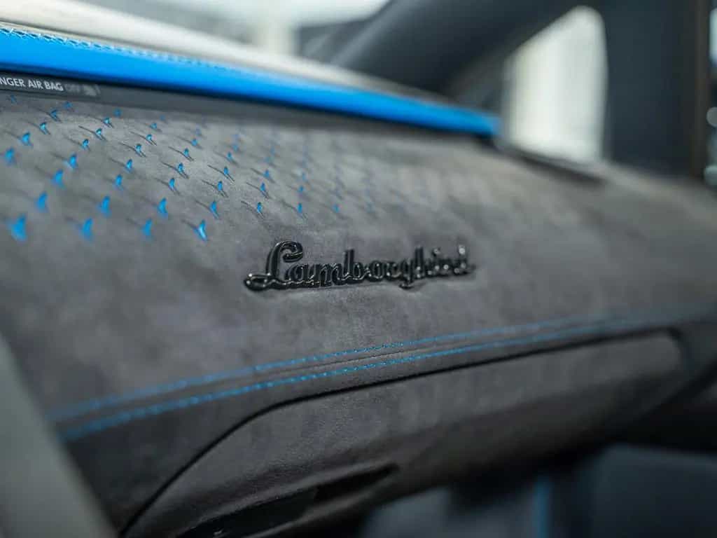Lamborghini Aventador Ultimae | 1 of 350 09/2022-photo-15