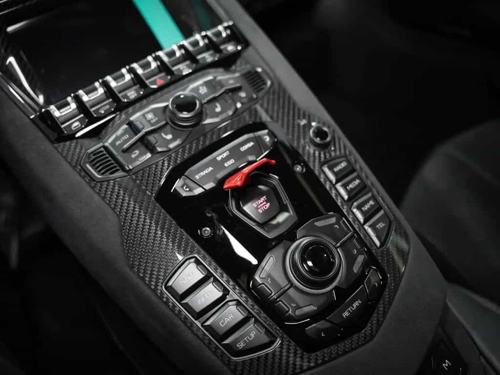 Lamborghini Aventador Ultimae | 1 of 350 09/2022-photo-22