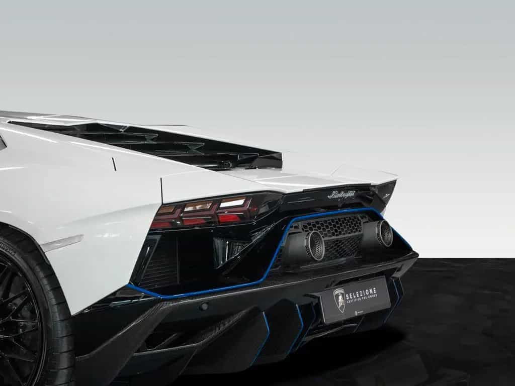 Lamborghini Aventador Ultimae | 1 of 350 09/2022-photo-28