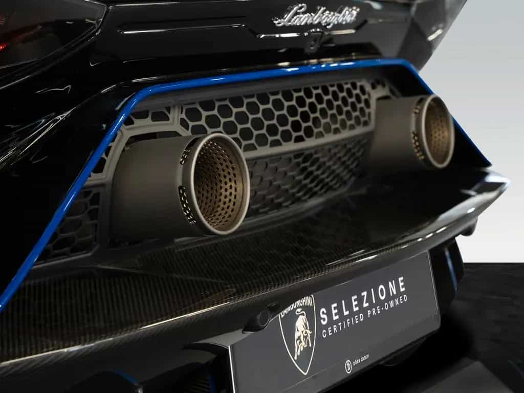 Lamborghini Aventador Ultimae | 1 of 350 09/2022-photo-29