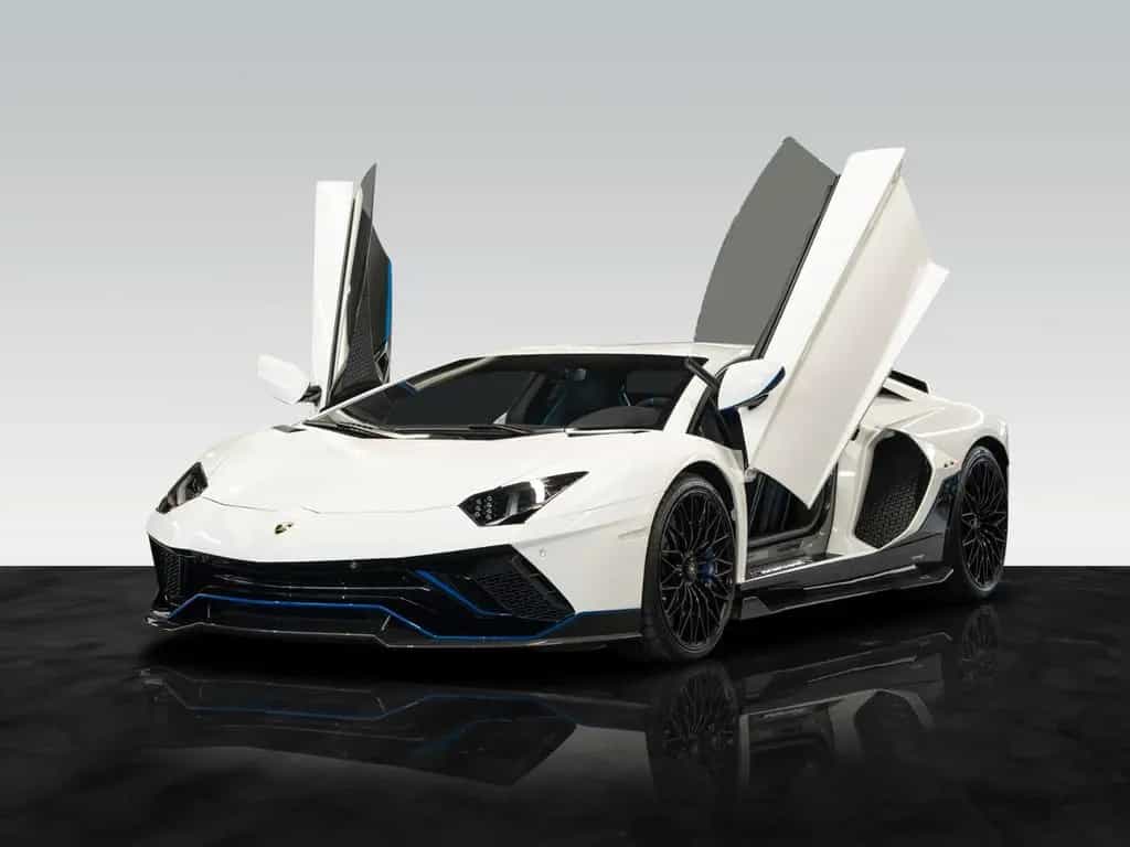Lamborghini Aventador Ultimae | 1 of 350 09/2022-photo-9