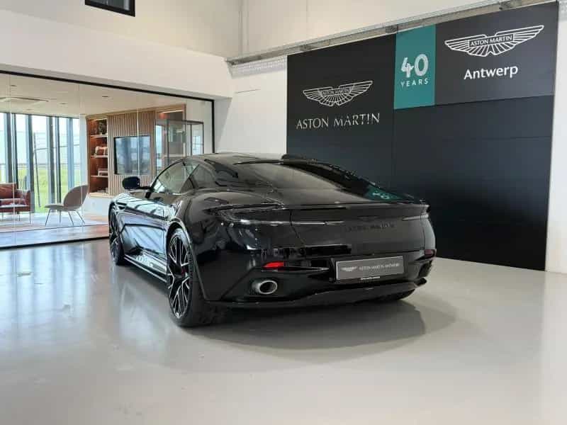 Aston Martin DB12 DB12 Coupe 04/2024-photo-3