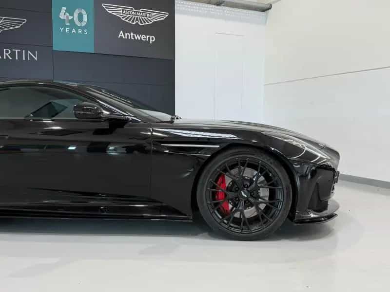Aston Martin DB12 DB12 Coupe 04/2024-photo-5