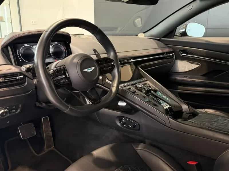 Aston Martin DB12 DB12 Coupe 04/2024-photo-7