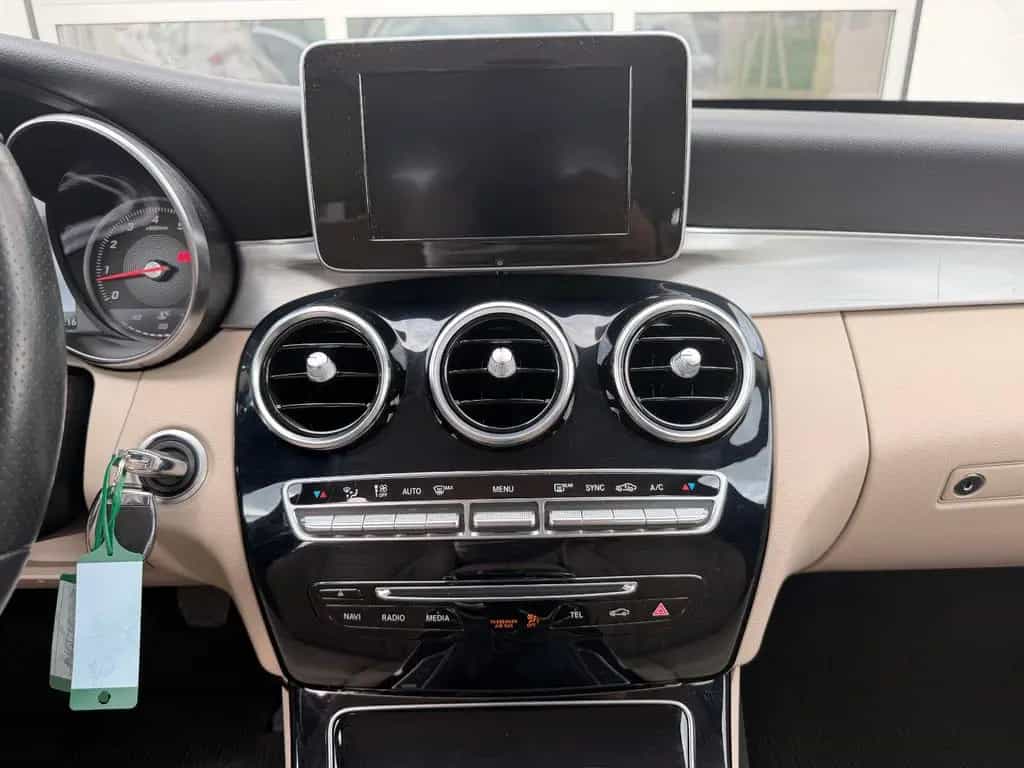 Mercedes-Benz C 180 C T-Modell Led, Bremsen neu, HU neu 06/2017-photo-12