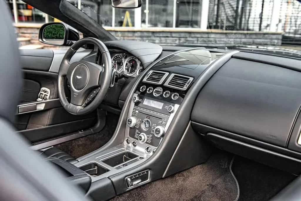 Aston Martin DB9 Vengeance Volante 09/2016-photo-19
