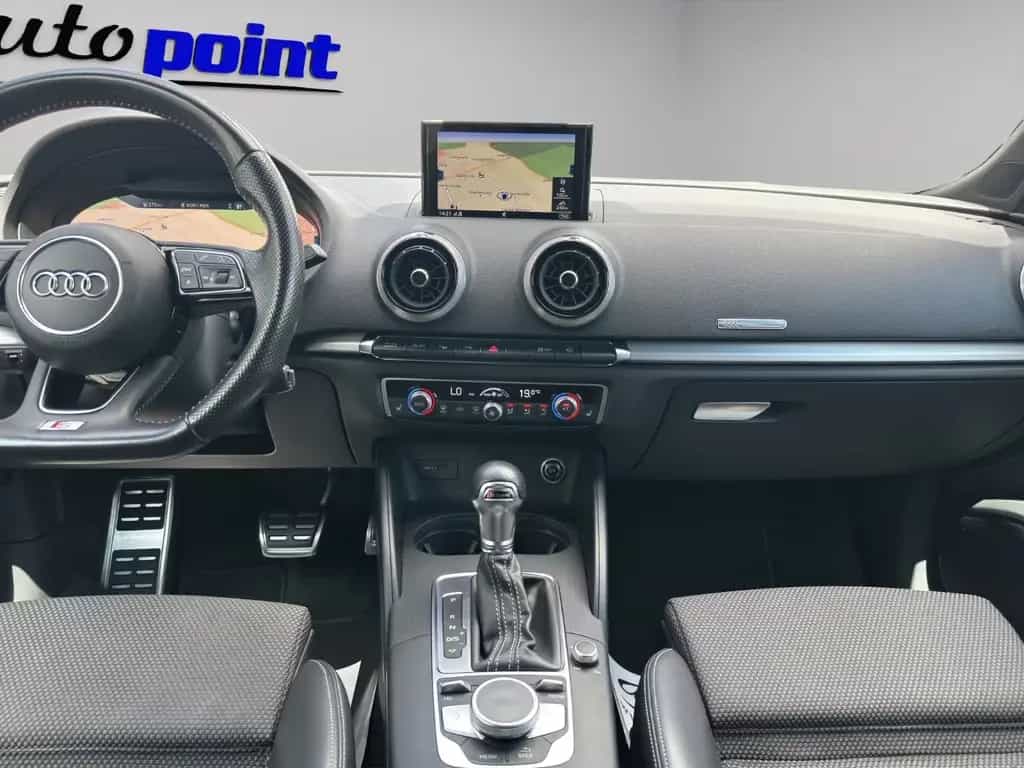 Audi A3 Sportback 3xS Line Virtual Matrix AHK 06/2018-photo-17