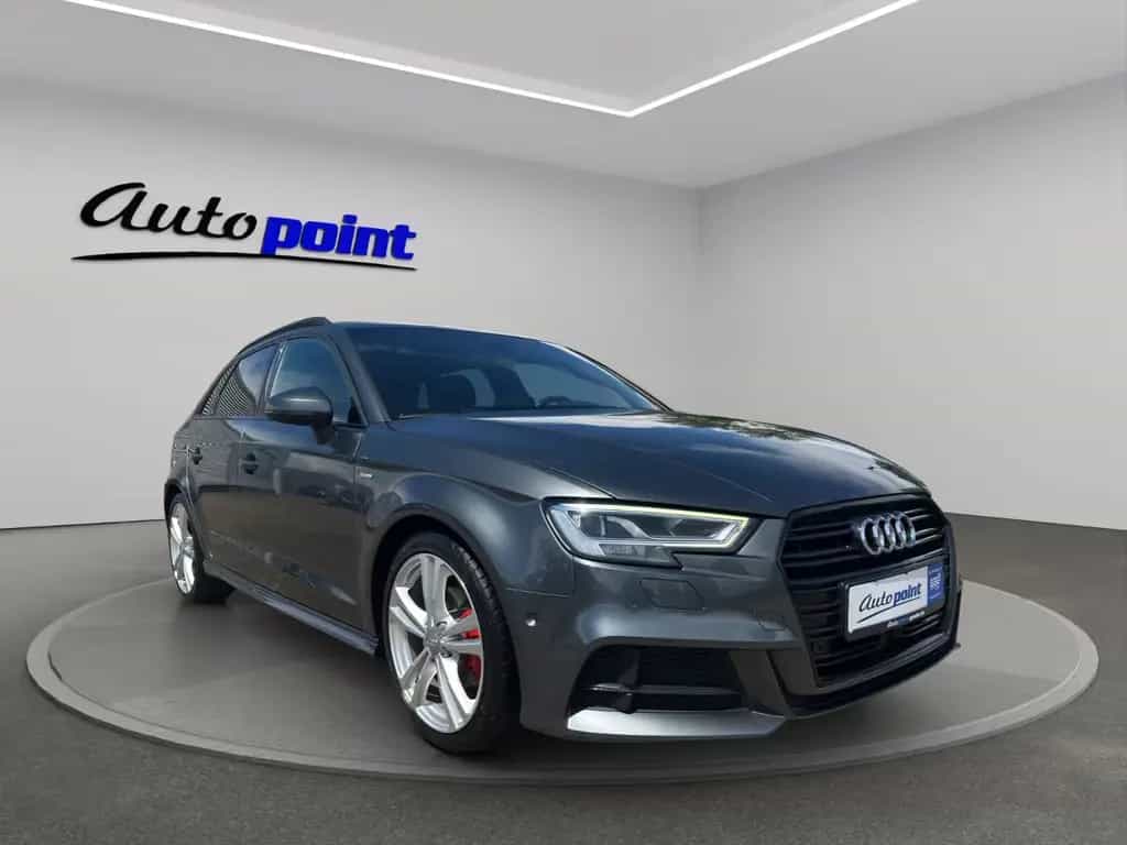 Audi A3 Sportback 3xS Line Virtual Matrix AHK 06/2018-photo-2