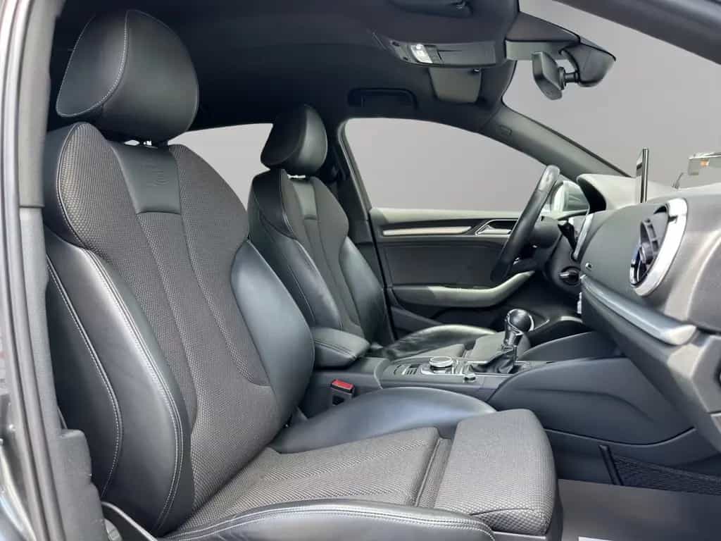 Audi A3 Sportback 3xS Line Virtual Matrix AHK 06/2018-photo-24