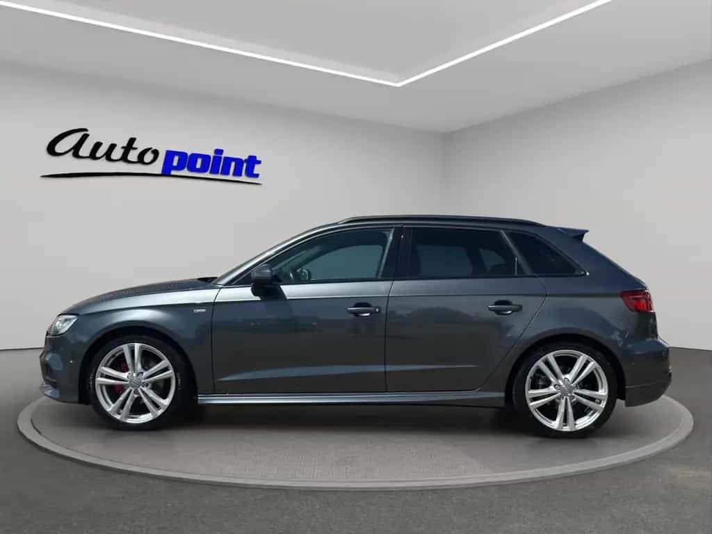 Audi A3 Sportback 3xS Line Virtual Matrix AHK 06/2018-photo-7