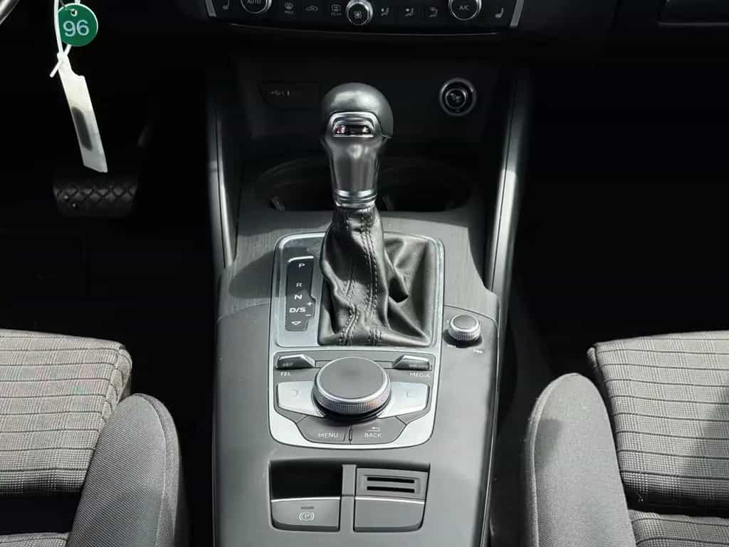 Audi A3 Sportback 35 TFSI sport Garantie *nur 92000Km 12/2018-photo-22
