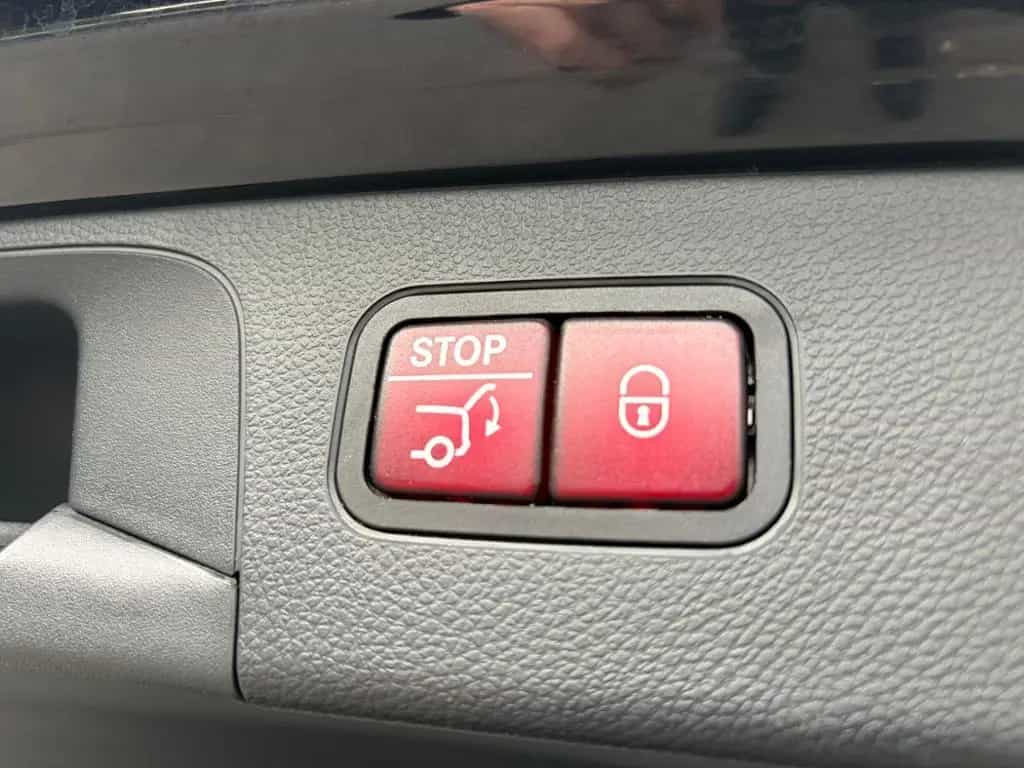 Mercedes-Benz GLC 220 d 4M SUV TotW NIGHT LED Keyless-GO 02/2019-photo-24