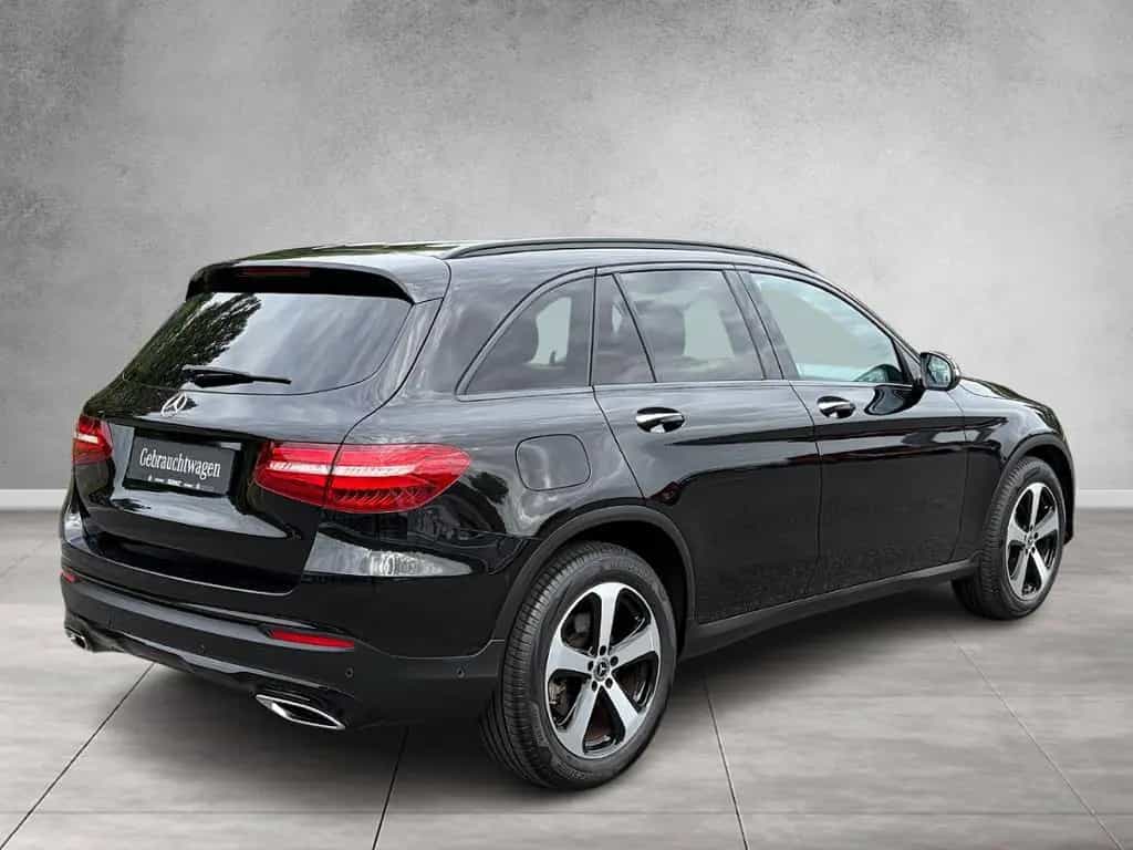 Mercedes-Benz GLC 220 d 4M SUV TotW NIGHT LED Keyless-GO 02/2019-photo-3