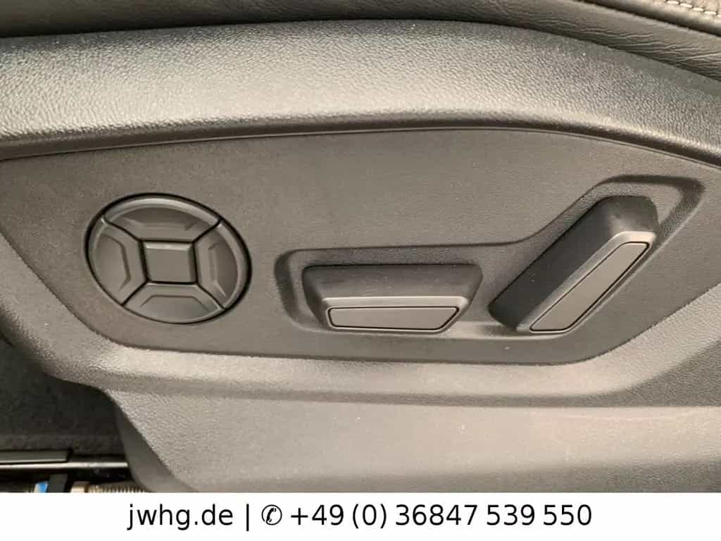 Audi Q8 55TFSI Quattro S-Line|ACC|VCockp|HUD|Memo|21" 08/2022-photo-11