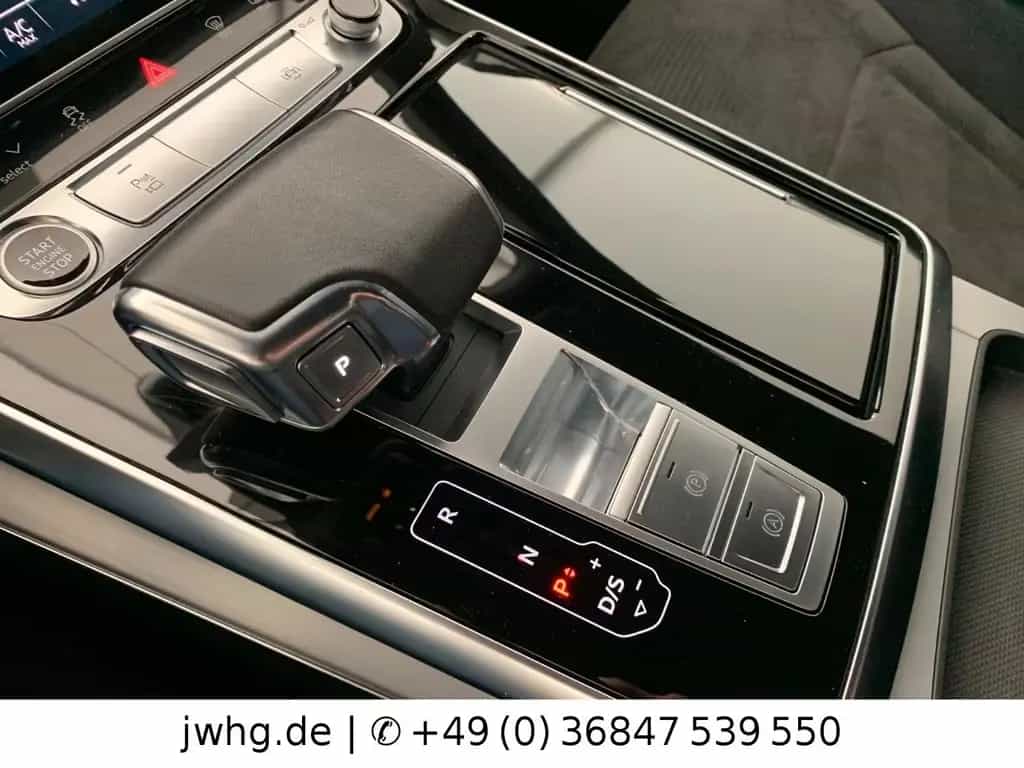 Audi Q8 55TFSI Quattro S-Line|ACC|VCockp|HUD|Memo|21" 08/2022-photo-18