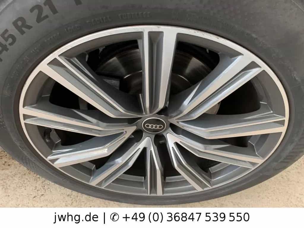 Audi Q8 55TFSI Quattro S-Line|ACC|VCockp|HUD|Memo|21" 08/2022-photo-8