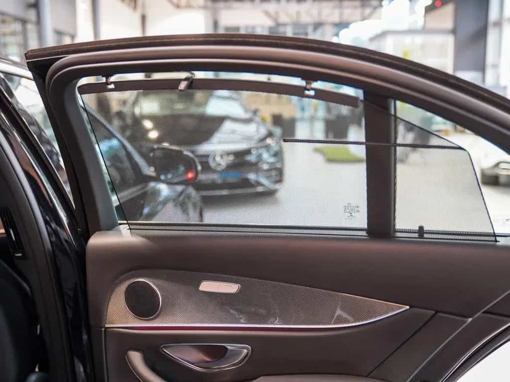 Mercedes-Benz E 220 d AVANTGARDE Leder Schiebedach Standheizun 11/2018-photo-13