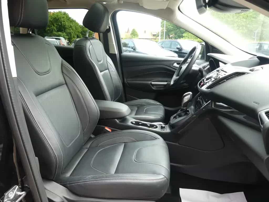 Ford Kuga Titanium Navi*Sitzheizung*Leder*Xenon 02/2015-photo-25