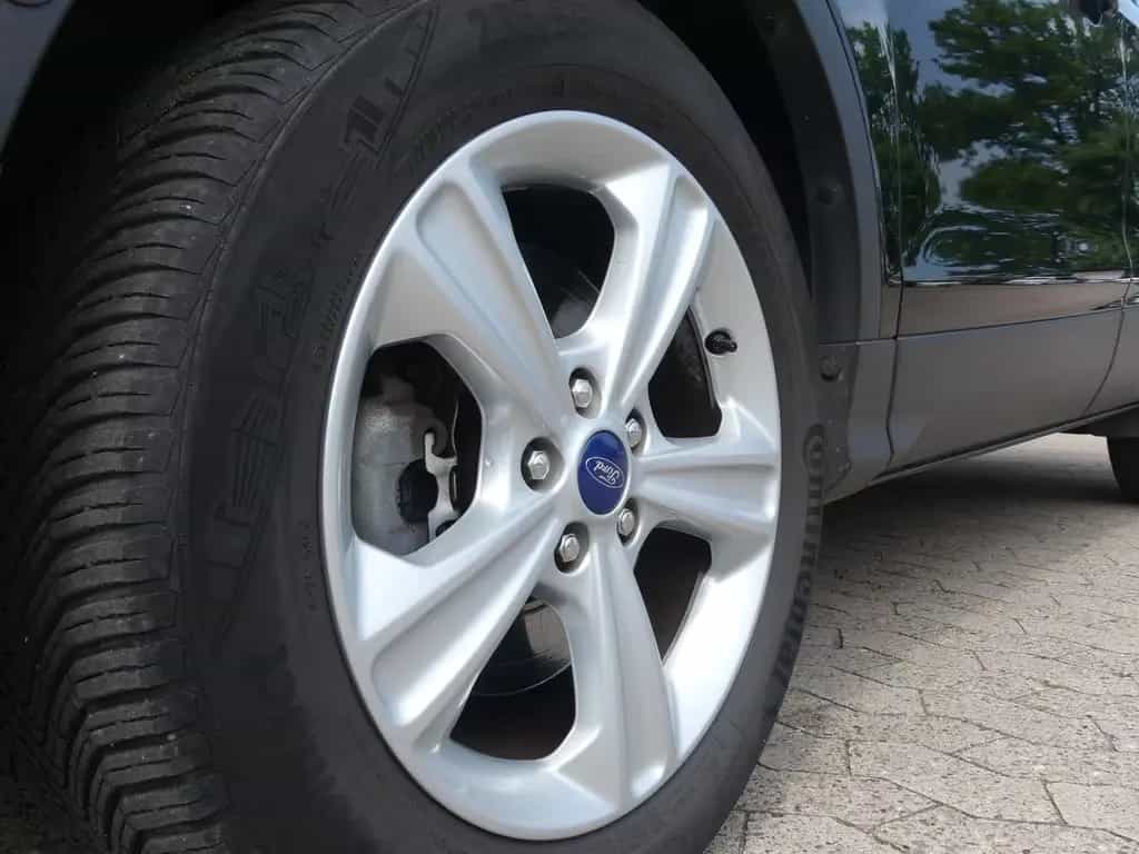 Ford Kuga Titanium Navi*Sitzheizung*Leder*Xenon 02/2015-photo-9