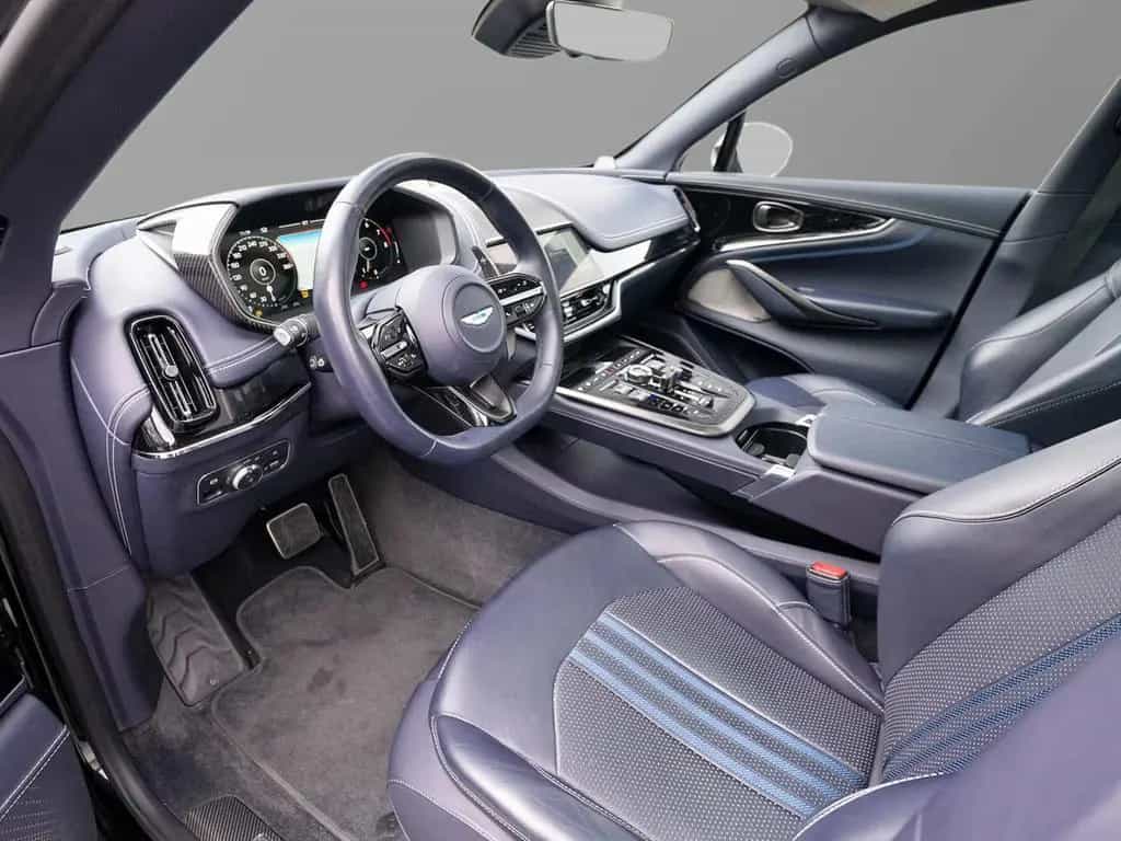 Aston Martin DBX 707 Ultramarine Black / Dark Knight 06/2024-photo-18