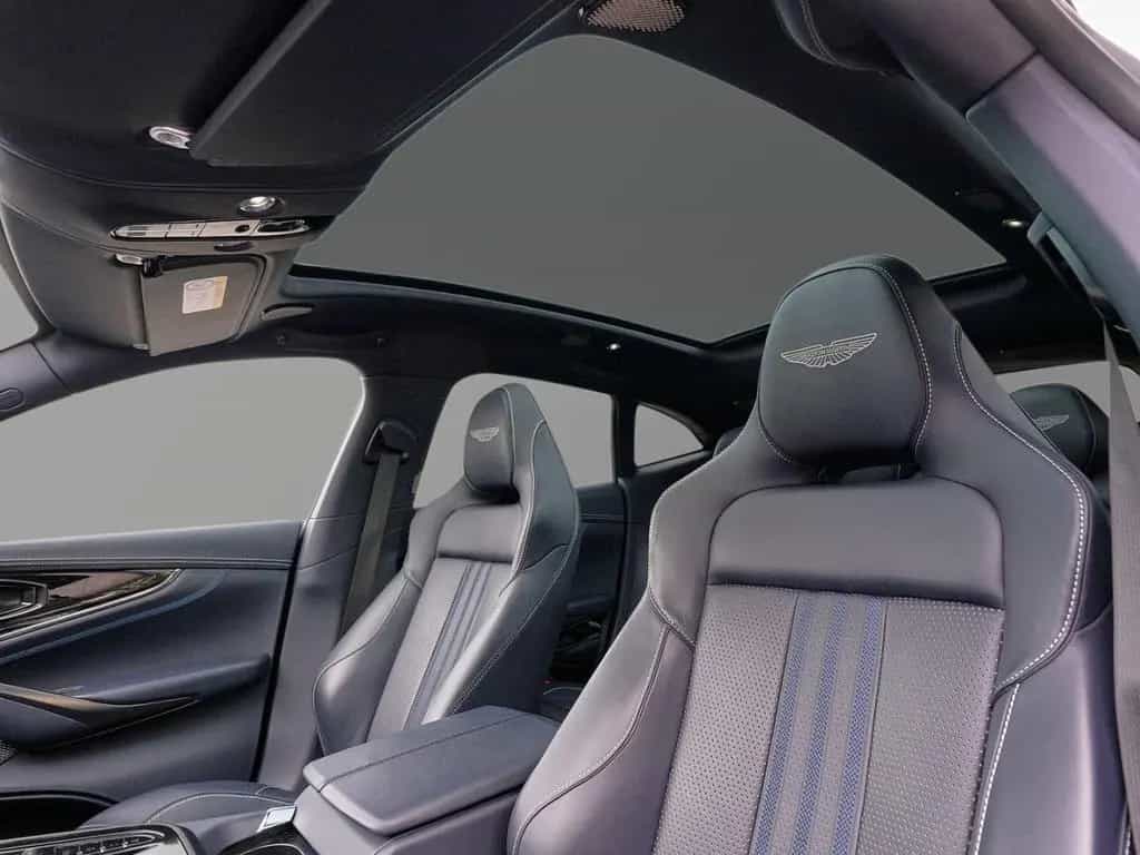 Aston Martin DBX 707 Ultramarine Black / Dark Knight 06/2024-photo-20