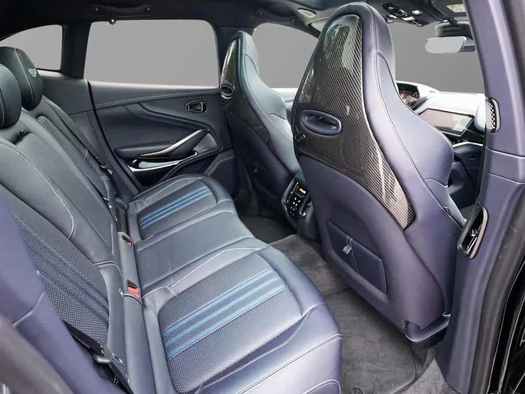 Aston Martin DBX 707 Ultramarine Black / Dark Knight 06/2024-photo-29