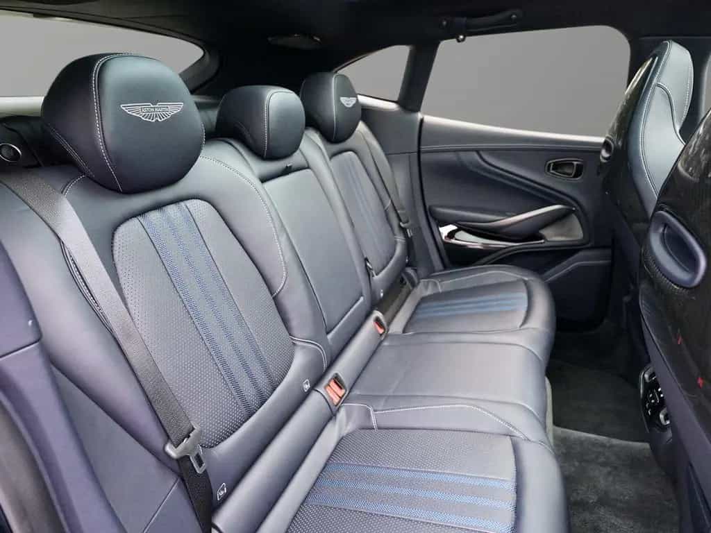 Aston Martin DBX 707 Ultramarine Black / Dark Knight 06/2024-photo-30