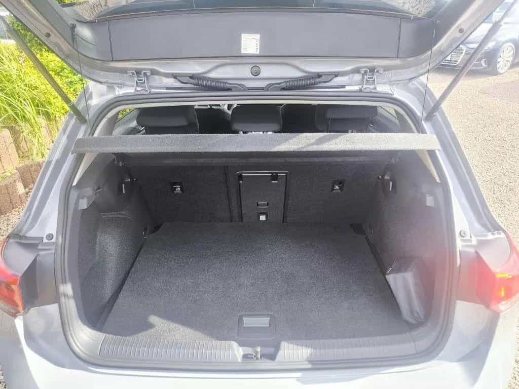Volkswagen Golf 1.5 TSI Life *Navi,Kamera,ACC,APP,Standhzg* 02/2023-photo-12