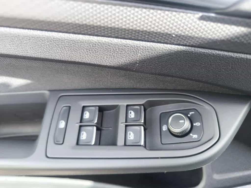 Volkswagen Golf 1.5 TSI Life *Navi,Kamera,ACC,APP,Standhzg* 02/2023-photo-13