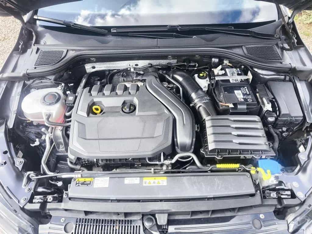 Volkswagen Golf 1.5 TSI Life *Navi,Kamera,ACC,APP,Standhzg* 02/2023-photo-16