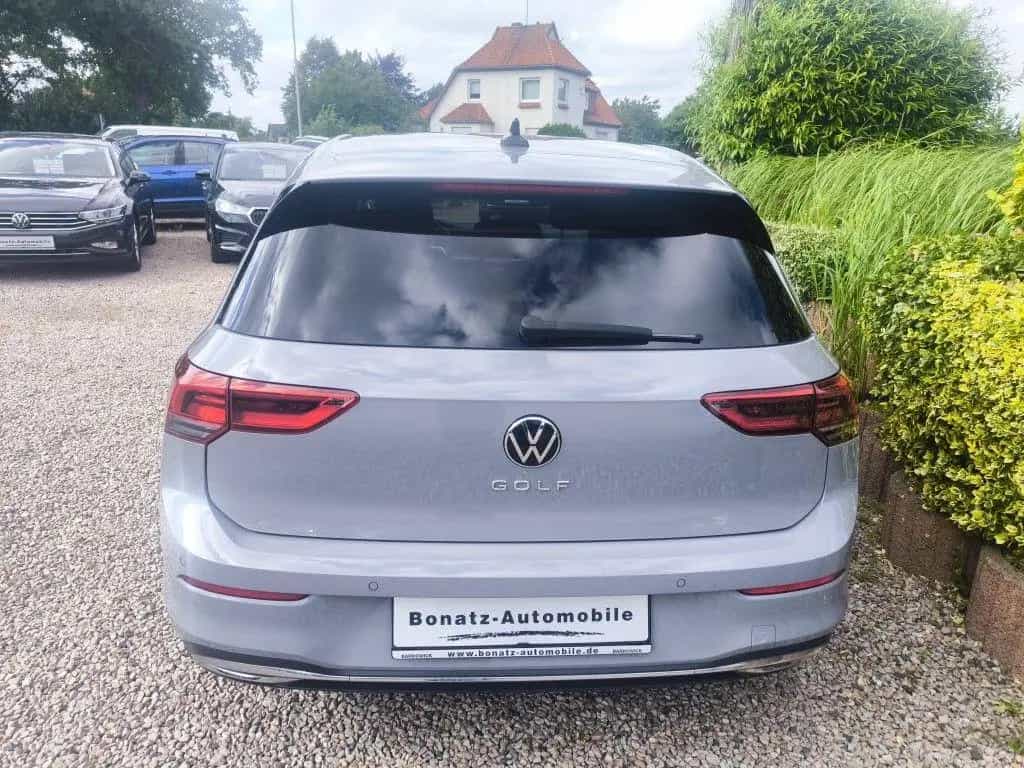 Volkswagen Golf 1.5 TSI Life *Navi,Kamera,ACC,APP,Standhzg* 02/2023-photo-3