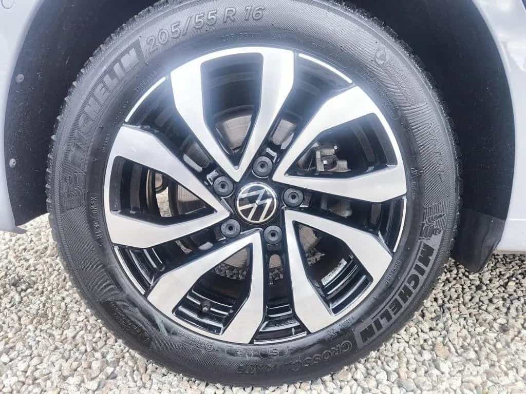 Volkswagen Golf 1.5 TSI Life *Navi,Kamera,ACC,APP,Standhzg* 02/2023-photo-5