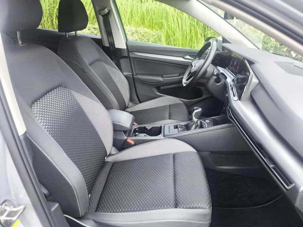 Volkswagen Golf 1.5 TSI Life *Navi,Kamera,ACC,APP,Standhzg* 02/2023-photo-7