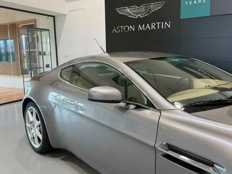 Aston Martin V8 Vantage V8 Vantage - Manual Transmission 05/2006-photo-11